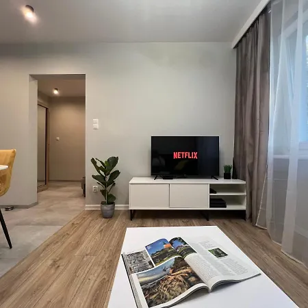 アパート Marcina *